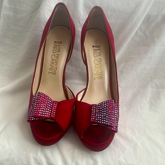 E! Live from the Red Carpet - Picture 1 of 4